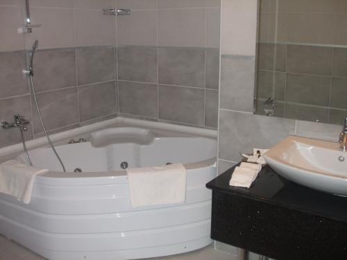 Dragos Resort Hotel Spa Restaurant İstanbul Dış mekan fotoğraf